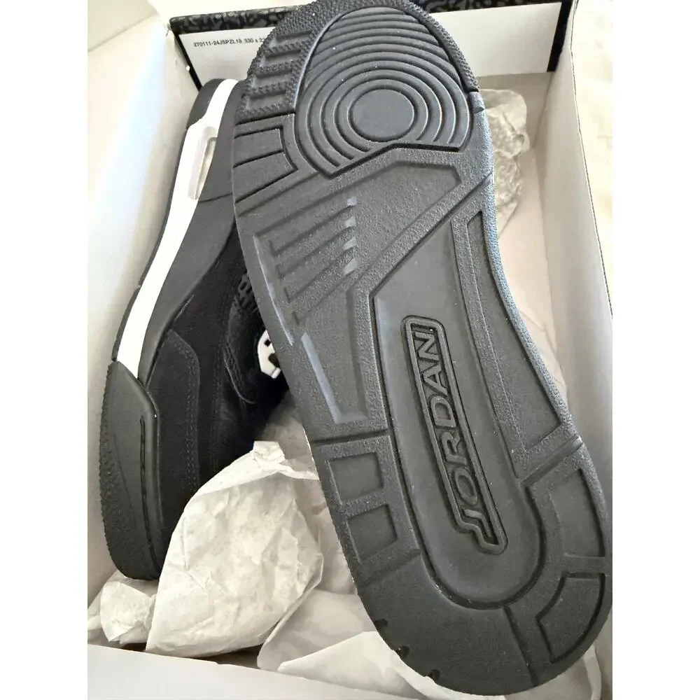 New Jordan spizike low sneakers black & white sz 9